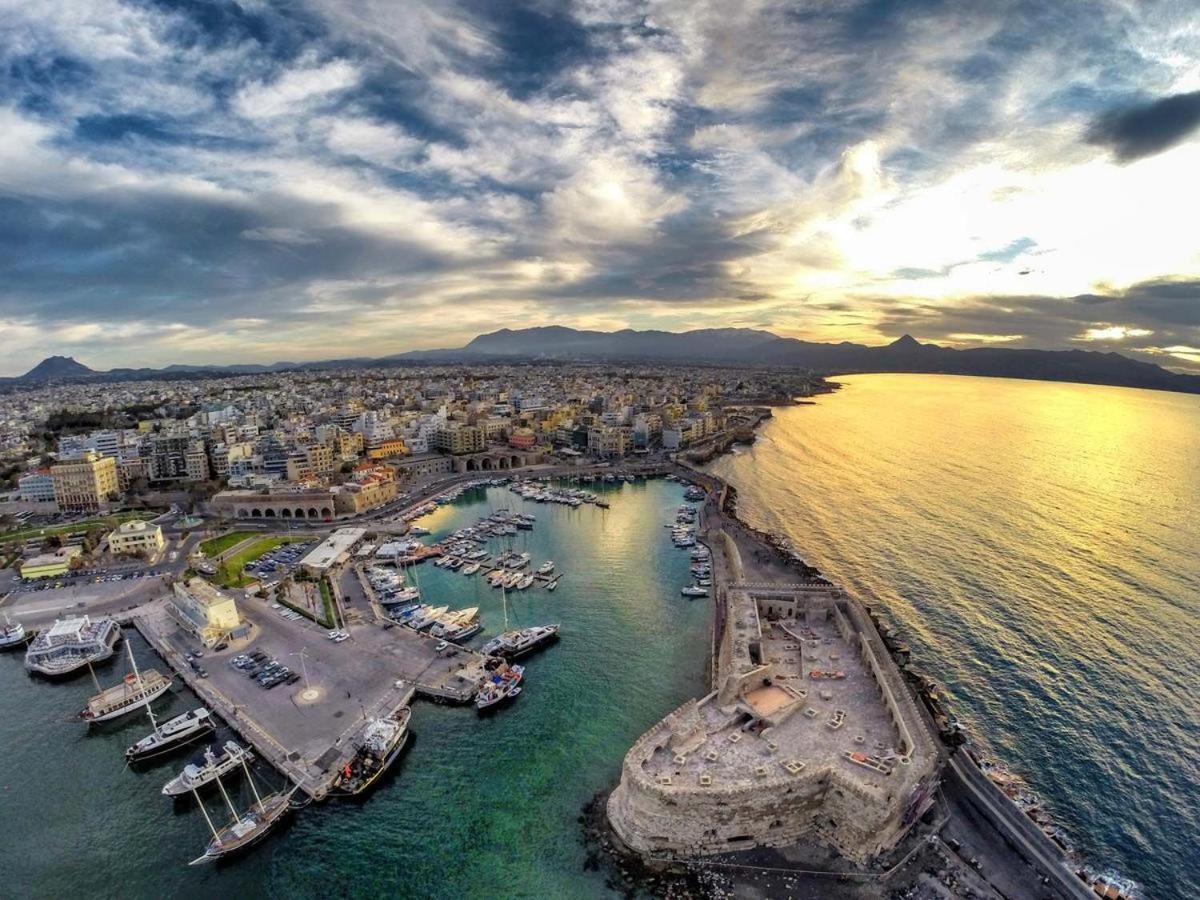 Korai Suites By Good Life Iraklion Buitenkant foto